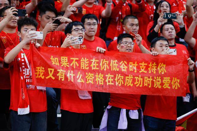冲击榜首！AIK索尔纳能否在主场终结天狼星的连胜？